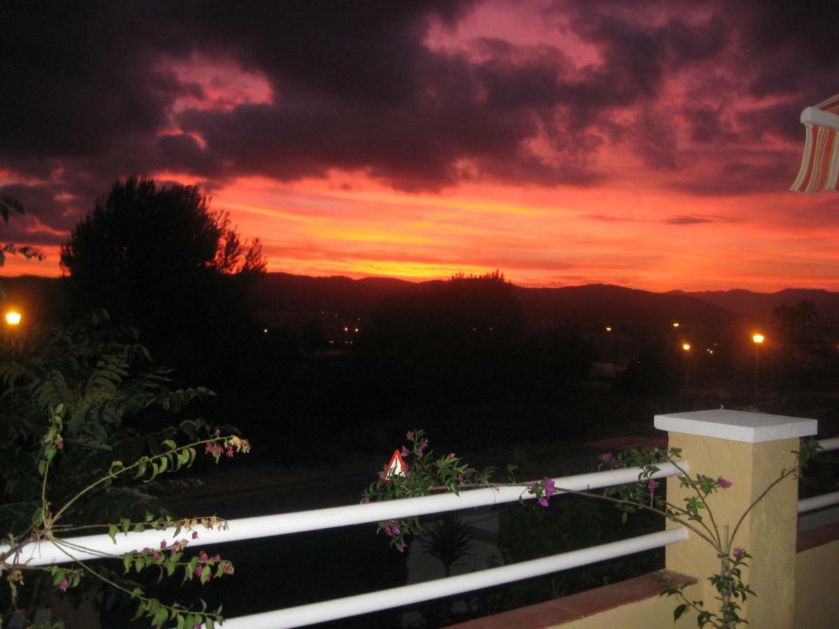 Villa Habana El Vendrell Kültér fotó
